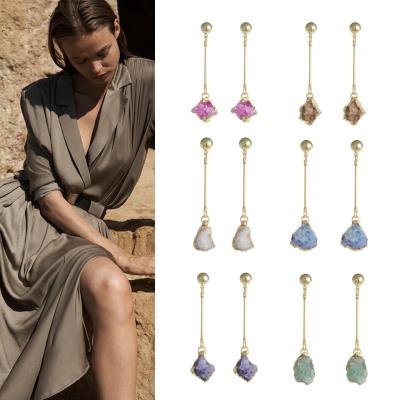 China Fashionable Europe and America new crystal tooth earrings plated long gold earrings with nature stone for sale