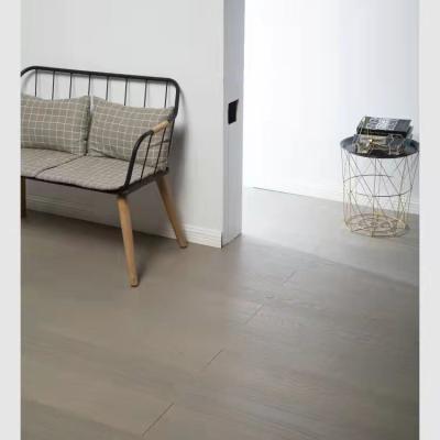 China Solid Color Modern European Soft White Three-Layer Modern Design Solid Color Plane Living Room Oak 3.0mm Wood Flooring for sale