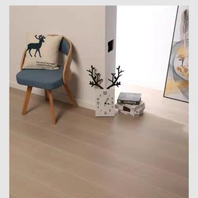 China Solid Color Modern European Soft White Three-Layer Modern Design Solid Color Plane Living Room Oak 3.0mm Wood Flooring for sale