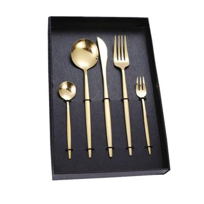 China Sustainable 5PCS Stainless Steel Cutlery Set Gold Flatware Set With Gift Box for sale