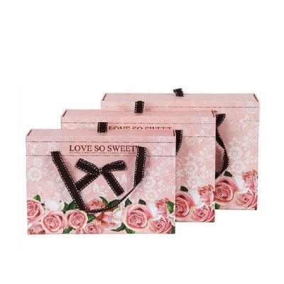 China Recyclable Soft Beauty Paper Bridesmaid Gift Box With Logo Printing Gift Box With Ribbon for sale