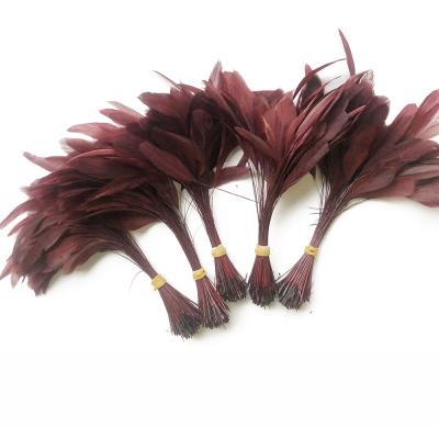 China Wholesale Price Decoration Feather Material Dyed Rooster Stripped Coque Tail Feather Fringe Rooster Feather Trimming For Dress for sale