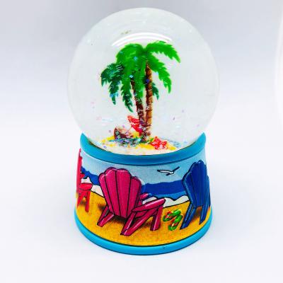 China Custom Europe Glitter DIY Water Globe Plastic Color Water Snow Globe for sale