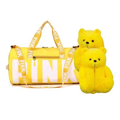 China Fashion Duffel Bag Large Capacity Duffle Travel Bag Plush Pink Slippers Set Gym Sport Fitness Slipper Duffle Bag and Teddy Bear Slipper for sale