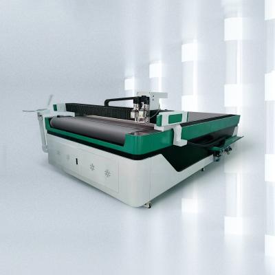 China 1600mm*2500mm (length*width) other sizes can be customized vibrating wire foam knife heating cutting machine professional manufacture en venta