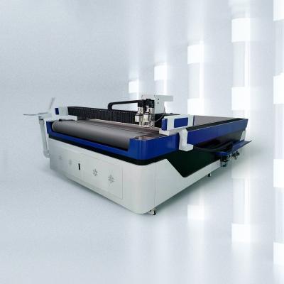 China 1600mm*3000mm (length*width) other sizes can be customized factory directly provides foot pad cutting with great video positioning and cutting equipment en venta