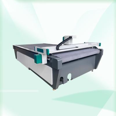 中国 2200mm*3000mm (length*width) other sizes can be factory price Customized Imported Intelligent Big Vision Mud Foot Mat Pneumatic Knife Cutting Machine 販売のため