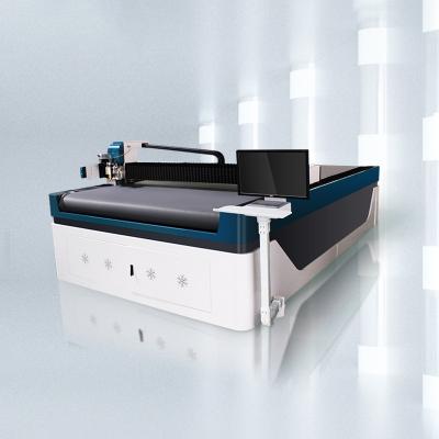 China 1600mm*2500mm (length*width) other sizes can be customized high quality packaging proofing and box cutting machine equipped with infrared induction anti-collision device en venta