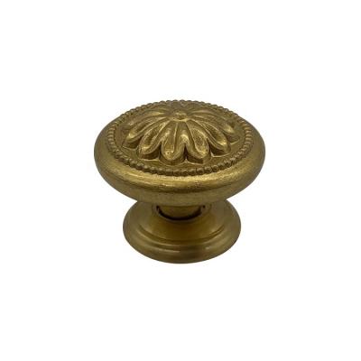 China Brass Circular Handle With Brass Handle Knob Brass Flower Furniture Hardware Copper Sideboard Drawer Circular Pull Handle for sale