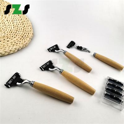 China Triple Blade Shaving Razor For Shaving With Wooden Handle With 3 Layer Baldes for sale