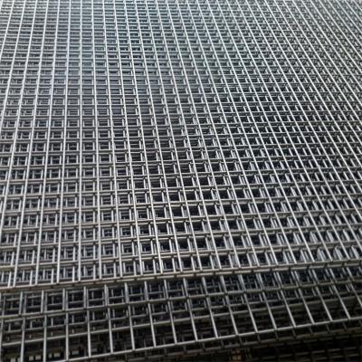 China Plain Weave Flat Surface Welded Metal Wire Mesh Factory Low Price Galvanized Welded Wire Mesh For Construction Scaffolding Protection for sale