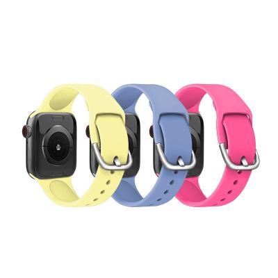 China Sports Custom Pure Color Sort Silicone Soft Watch Band 38mm 40mm 42mm 44mm For Apple Watch Bands Metal Buckle for sale