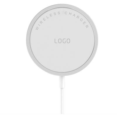 China New Product 2022 Good Prices Mobile Phone Magnetic Mobile Phone PD 3.0 Wireless Charger for sale