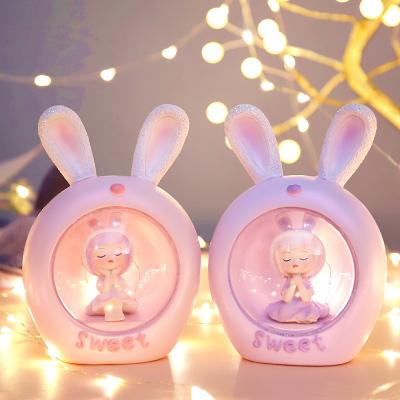 China Europe Creative Gifts Cornila Night Light Home Bedroom Bedside Table Sleep Nursing Resin Crafts Star Lights Gifts for sale