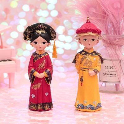 China National Cartoon Characters I Am Gege Series Emperor Queen Resin Ornaments Living Room Bedroom Home Decorations for sale