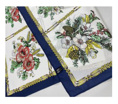 China 100%Silk Twill Summer Scarf 91.4cm*91.4cm Square Double-Sided Printing Twill Luxury Scarf 16mm Square Scarf for sale