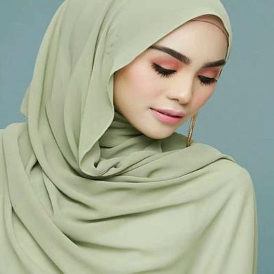 China Fashion Bubble Hijab Silk Scarf Pearl Chiffon Hijabs Shawl Monochrome Female Sunscreen Scarf for sale