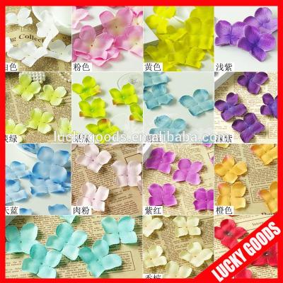 China Flower petals 4.5cm emulation hydrangea flower petals for sale for sale