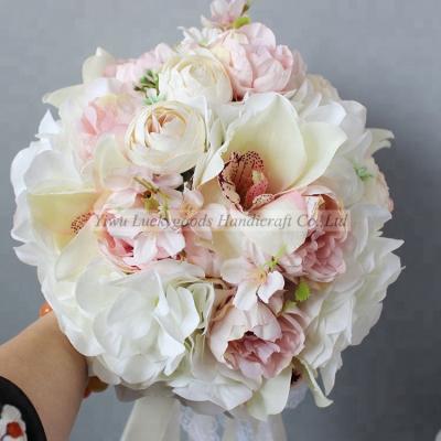 China Eco - Friendly Bridal Bouquets Holding Ribbon Flowers , Wedding Bouquets For Bride Artificial Flowers For Wedding for sale