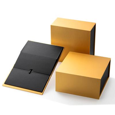 China Wholesale Cosmetics Recyclable Customizable Collapsible Magnetic Paper Gift Boxes for sale