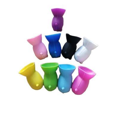 China New silicone pig bracket waterproof creative cute sucker lazy hunting mobile phone desktop bracket for sale