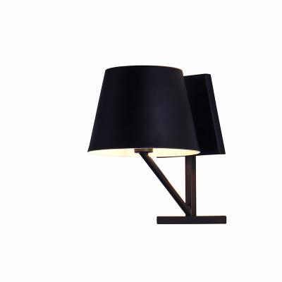 China Modern Indoor Metal Shade E26 Base A19 Bulb Black Wall Lamp Indoor Sconce for sale