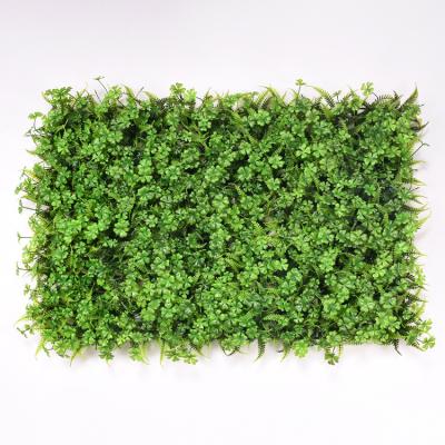 China Wholesale Artificial Wedding Backyard Hedge Boxwood Lawn Wall Decoration Green Plant Grass Clover Flower Plant Wall for sale