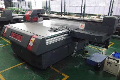 China Glass Large Format Commercial UV Flatbed Printer with 2500x1300mm Epson DX5 Head for sale