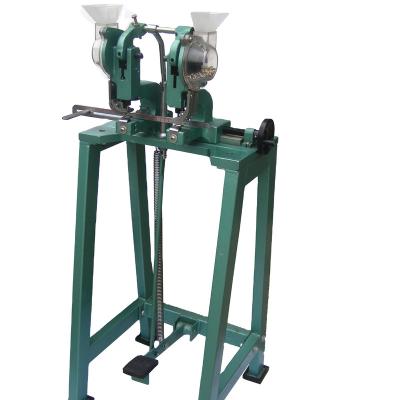 China Two easy-to-use main eyelet machine for sale