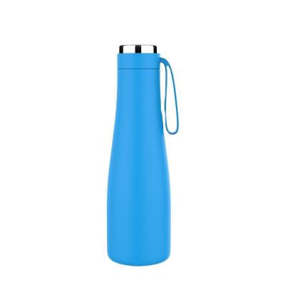 China Sustainable Professional Top Selling 550ml Double Wall Stainless Steel Vacuum Insulated Water Bottle With Silicon Strap for sale