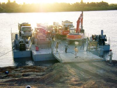 Chine Pont de flottement en eau de ponton flottant de dock provisoire de pont à vendre