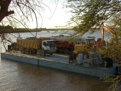 China A balsa a pouca distância do mar de trabalho Barge as plataformas do pontão de flutuação reusáveis à venda