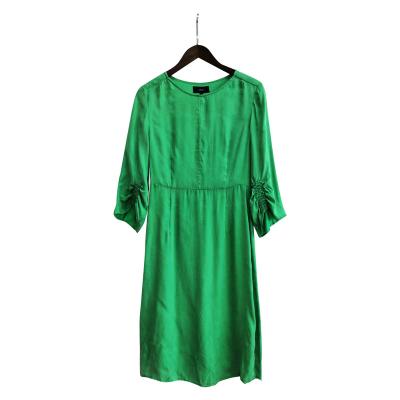 China Simple design ladies anti-static breathable pure green slim round neck long sleeve summer dress for sale