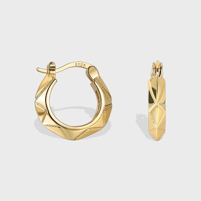 China Environmental Friendly Vintage Gold Plated Geometric Faceted Designer Earrings For Women Banquet Jewelry for sale