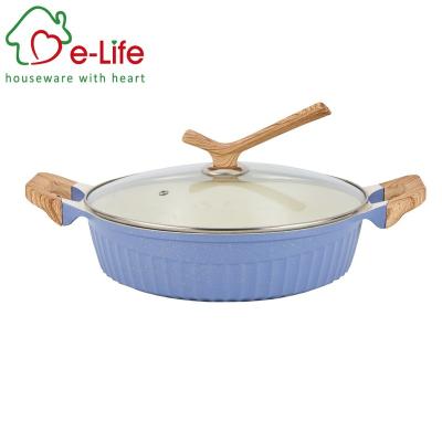 China ELIFE Viable DIE MOLDED COOKWARE PAN WITH WOODEN HANDLE for sale