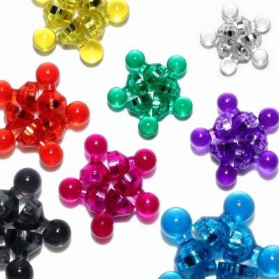 China Op maat gemaakte kleuren Plastic Neodymium Magnetic Push Pin voor kantoormagneten Te koop