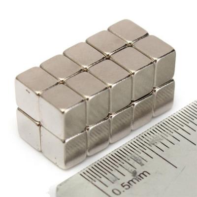 China Max Working Temperature 80 Degree N35 Cube Neodymium Magnets Strong Rare Earth Magnets for sale