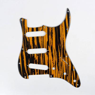 China 11 Holes Black Yellow Guitar Pickguard 4ply SSS Scratch Plate St Start Pickguards 11 For Electric Guitar Parts for sale