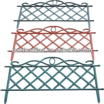 China Easily Assembled Decorative Plastic Garden Fence / Firm And Colorful Plastic Mesh Fence for sale