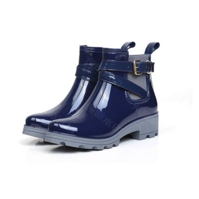 China PVC decorative ladies raincoat factory direct new raincoats and non-slip high-end rain boots for sale