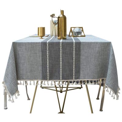 China Modern Attractive Hot Selling Elegant Stripe 9 Covered Dining Table Cloth Table Cover for sale