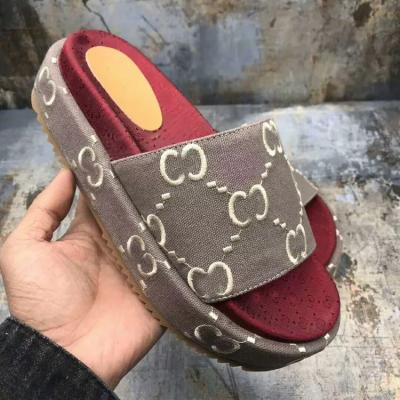 China Damping Flat Women Slippers Slides For Designer Ladies Slippers Female Fashion Luxury Famous Brand Good Quality for sale