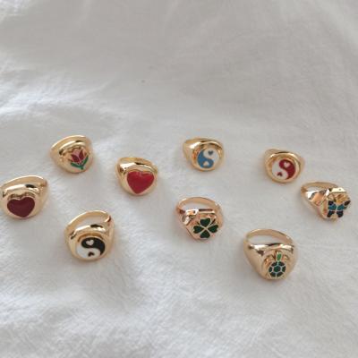 China Fashion Jewelry Women's Fashion Seal Ring Yin Yang Daisy Tulip Clover Stone Enamel Stone Ring Hearts Enamel Brass Ring for sale