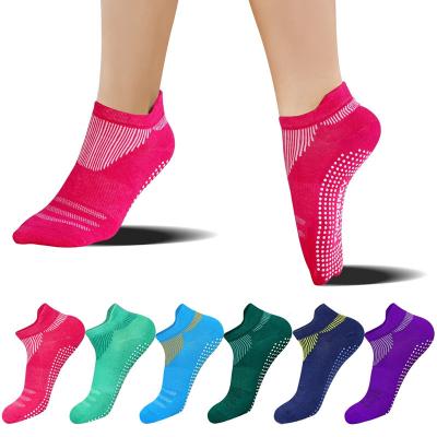 China QUICK DRY Custom Rubber Grips Yoga Non Bump Anti Slip Pilates Ankle Grip Best Custom Design Trampoline Socks for sale