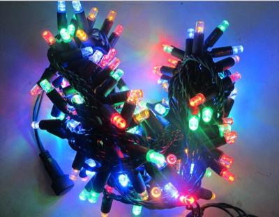 Cina Vendita calda 110v 120v 100led RGB scintillante luci a corda di Natale 10m lampeggiante con controller in vendita