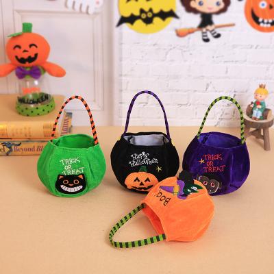 China Daily Life Halloween Decoration Prop Halloween Candy Gift Bag Cartoon Witch Pumpkin Child Handle Basket for sale