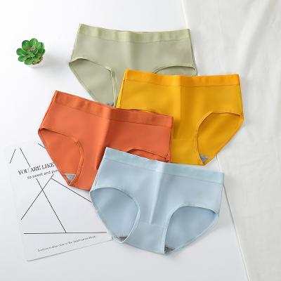 China Antibacterial Ladies Underwear Panties Solid Color Simple Design Seamless Woman Briefs Big Girl Panties Breathable Underwear for sale