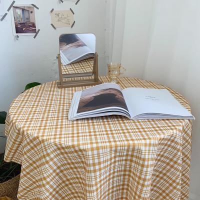 China Waterproof OEM Printed Plaid Tablecloth 100% Polyester Shorts Plush To Customize Various Patterns for sale