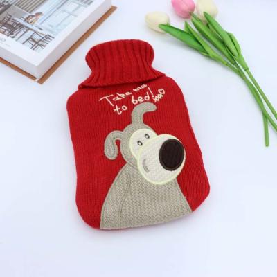 China Kids Adults Screw Cap Rubber Hot Water Bag , Rubber Heating Bag Te koop