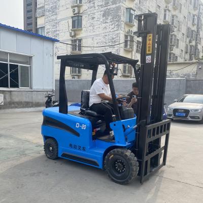 Chine Camion élévateur électrique de 2 tonnes fabriqué sur mesure à vendre